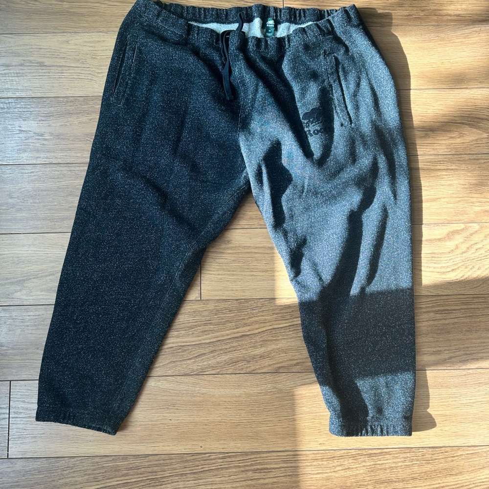 Roots Black Sweatpants Modern Slim Fit
